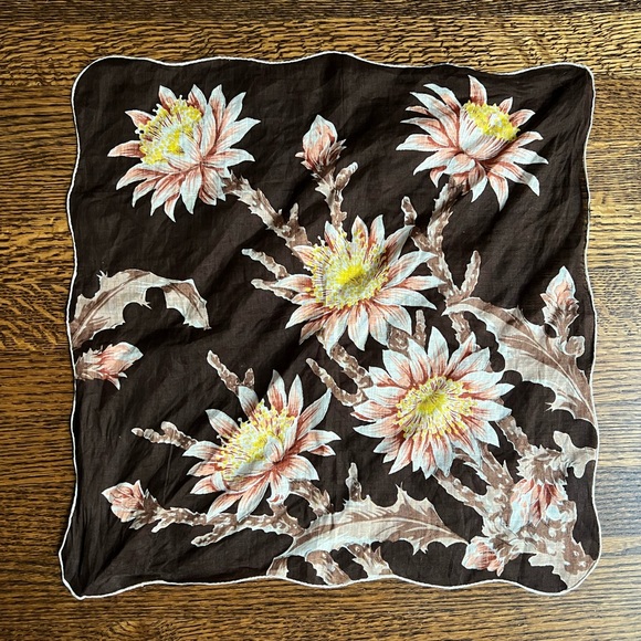 Cactus Flower Kerchief - Picture 7 of 8